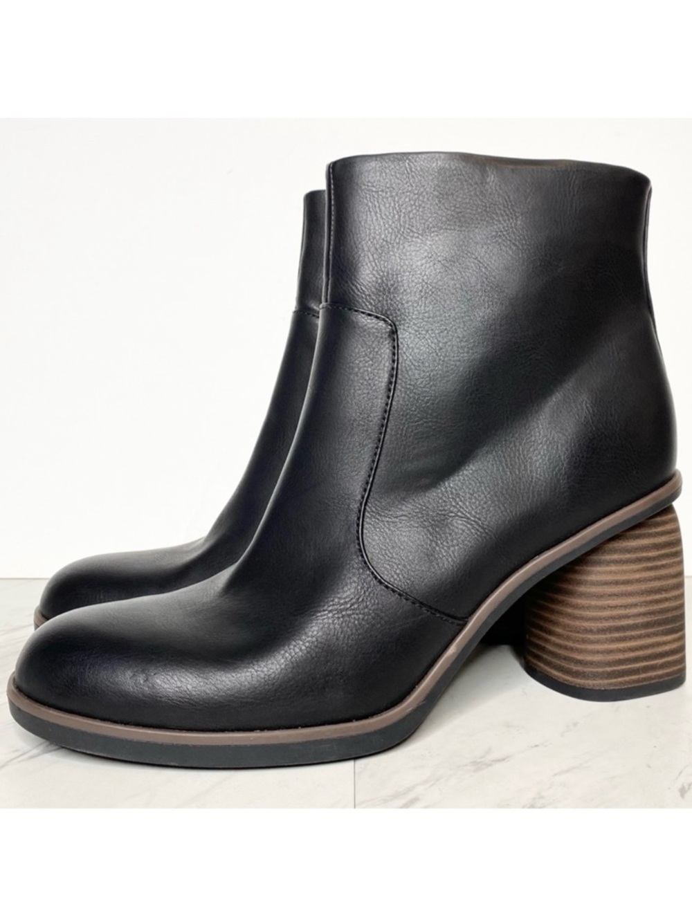 New! Korks Destiny Black Faux Leather Heeled Bootie 11M
